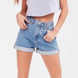 UO BDG Mom High Rise